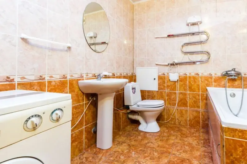 проспект Космонавтов, 10
