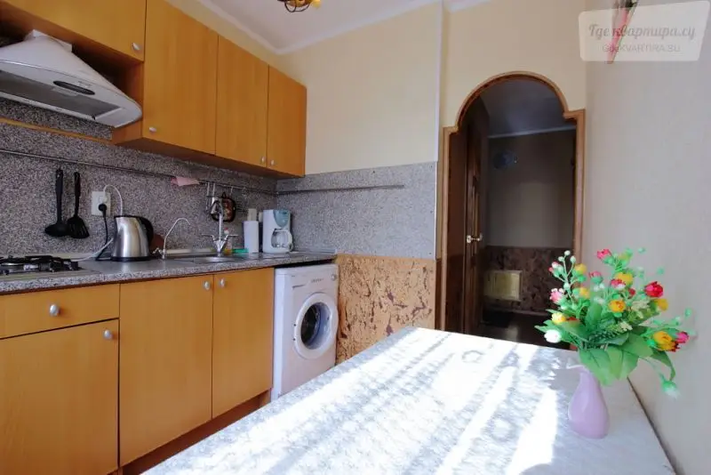 Заневский проспект, 31
