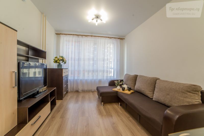 проспект Космонавтов, 11А