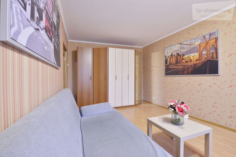Дубнинская улица, 20к4