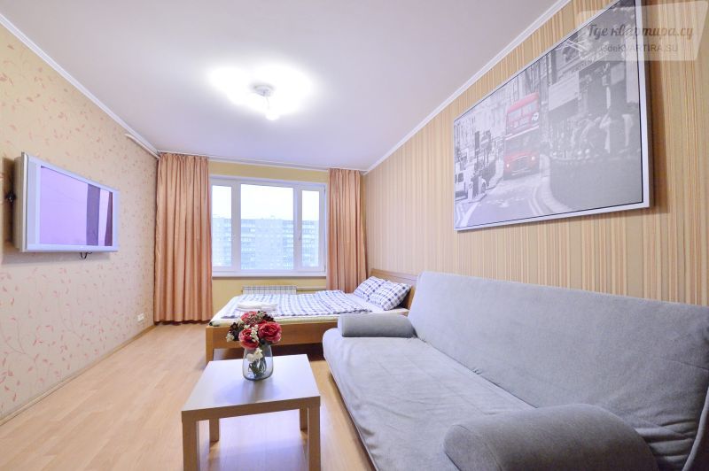 Дубнинская улица, 20к4