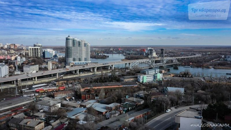 Береговая улица, 6
