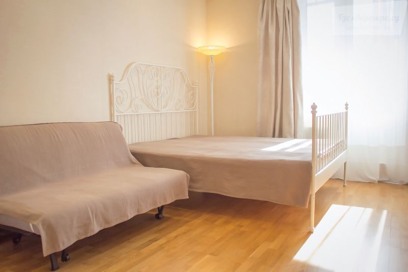 проспект Королёва, 7