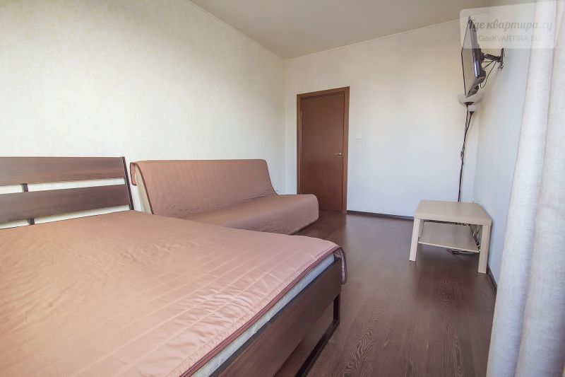 проспект Королёва, 7