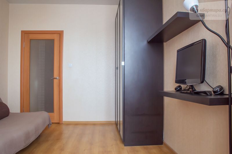 проспект Королёва, 7