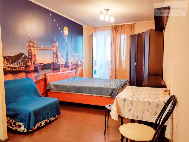 проспект Королёва, 7