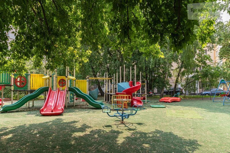 улица Лестева, 15к1