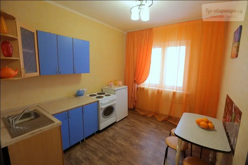 улица Крылова, 32