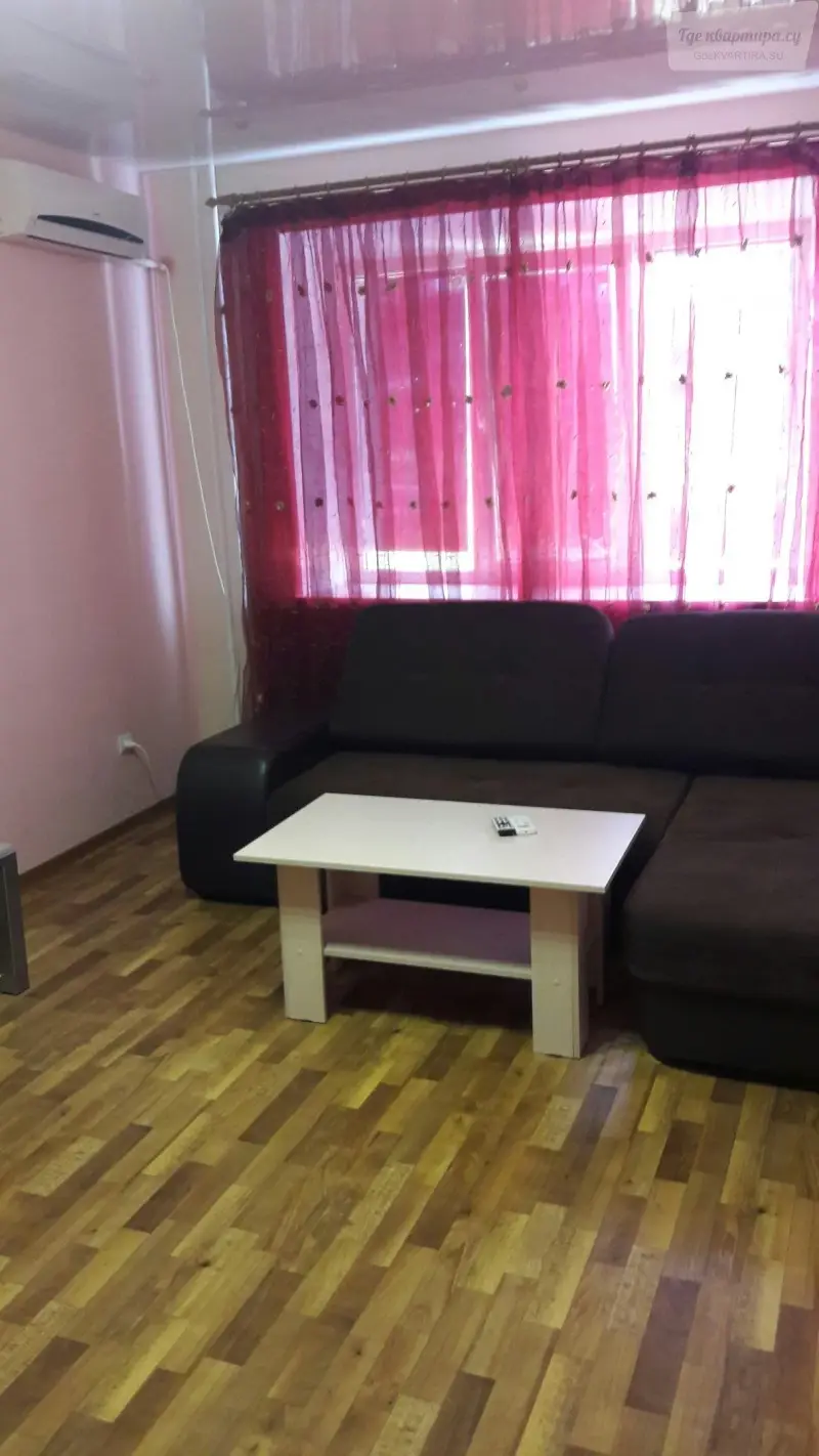 улица Базарова, 2